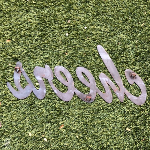 Cheers steel sign in rustic apple red - Picture 5 of 7